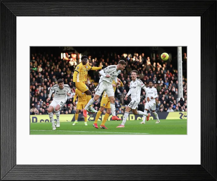 Framed Print : Fulham v Brighton and Hove Albion Premier League 24JAN26 Framed Print : Fulham v Brighton and Hove Albion Premier League 24JAN26