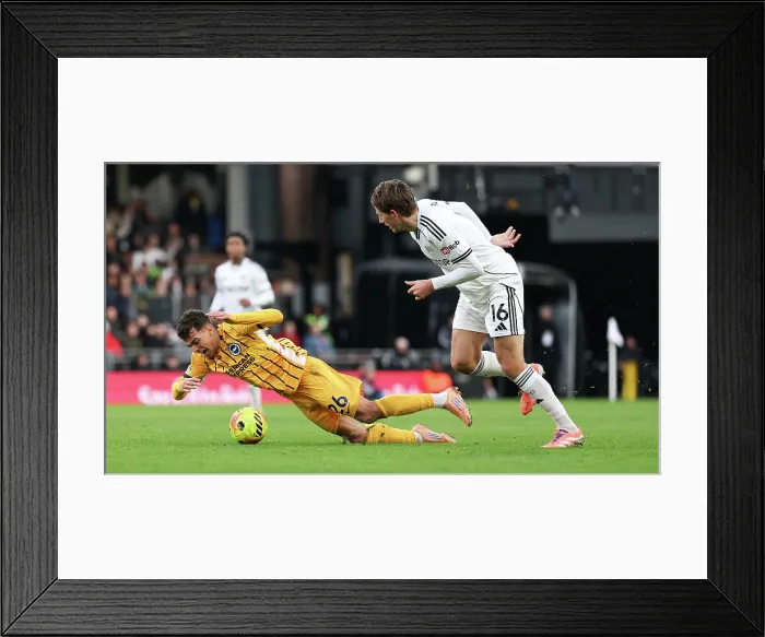 Framed Print : Fulham v Brighton and Hove Albion Premier League 24JAN26 Framed Print : Fulham v Brighton and Hove Albion Premier League 24JAN26