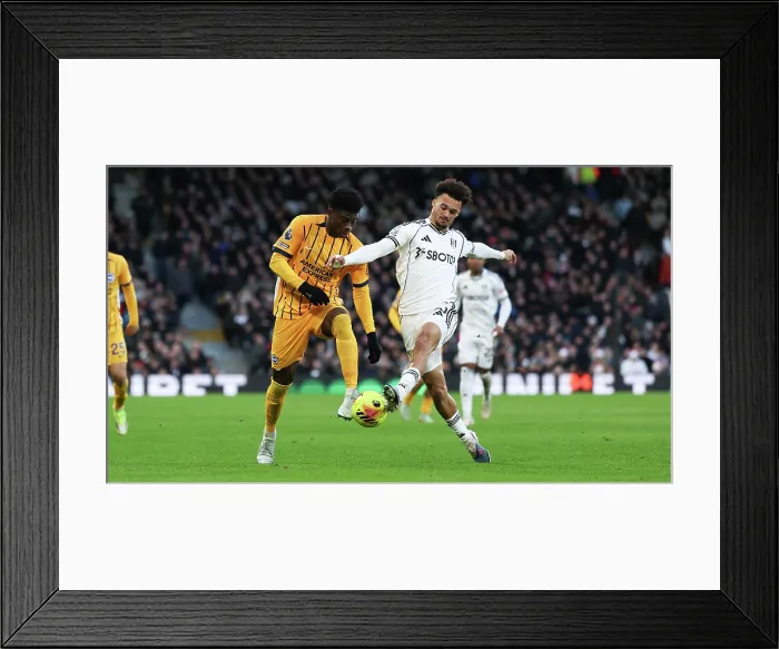Framed Print : Fulham v Brighton and Hove Albion Premier League 24JAN26 Framed Print : Fulham v Brighton and Hove Albion Premier League 24JAN26