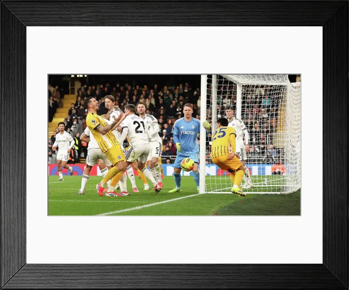Framed Print : Fulham v Brighton and Hove Albion Premier League 24JAN26 Framed Print : Fulham v Brighton and Hove Albion Premier League 24JAN26