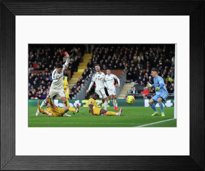 Framed Print : Fulham v Brighton and Hove Albion Premier League 24JAN26 Framed Print : Fulham v Brighton and Hove Albion Premier League 24JAN26