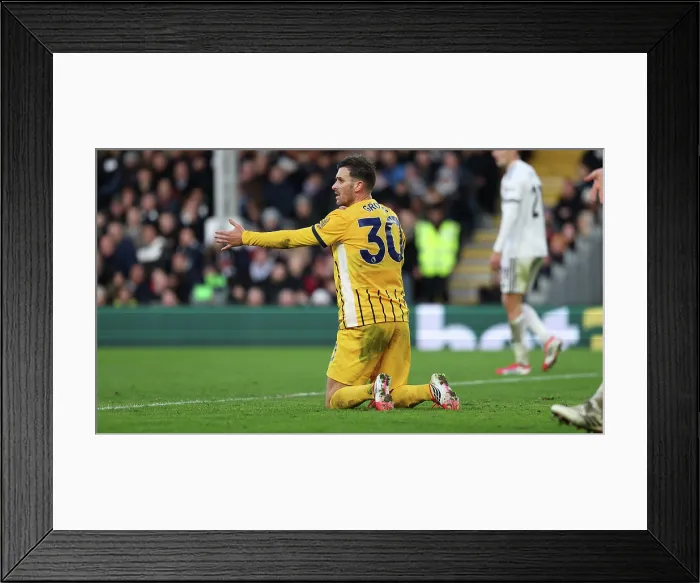 Framed Print : Fulham v Brighton and Hove Albion Premier League 24JAN26 Framed Print : Fulham v Brighton and Hove Albion Premier League 24JAN26