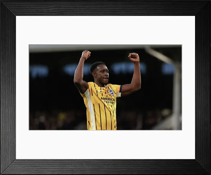 Framed Print : Fulham v Brighton and Hove Albion Premier League 24JAN26 Framed Print : Fulham v Brighton and Hove Albion Premier League 24JAN26