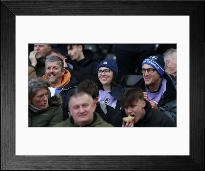 Framed Print : Fulham v Brighton and Hove Albion Premier League 24JAN26 Framed Print : Fulham v Brighton and Hove Albion Premier League 24JAN26