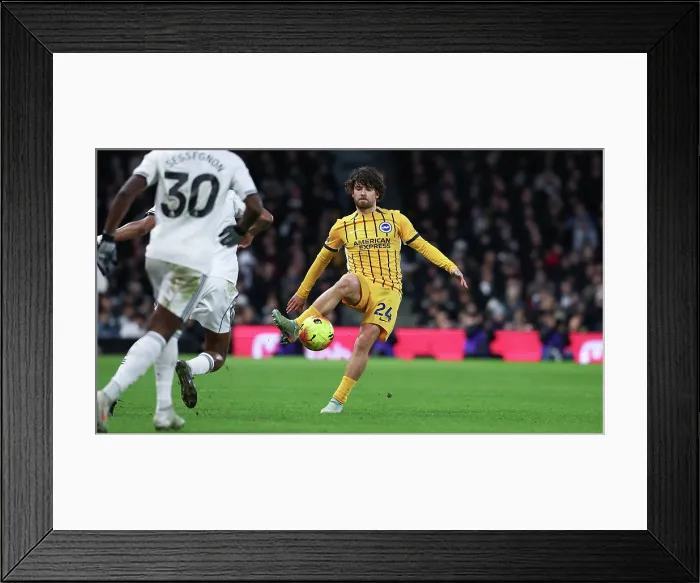 Framed Print : Fulham v Brighton and Hove Albion Premier League 24JAN26 Framed Print : Fulham v Brighton and Hove Albion Premier League 24JAN26