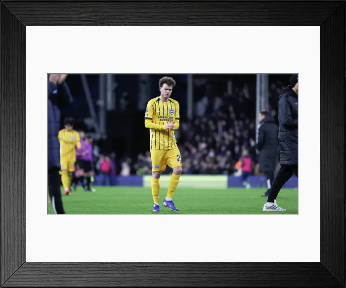Framed Print : Fulham v Brighton and Hove Albion Premier League 24JAN26 Framed Print : Fulham v Brighton and Hove Albion Premier League 24JAN26