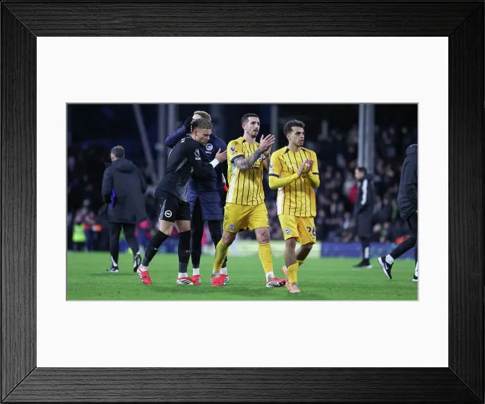 Framed Print : Fulham v Brighton and Hove Albion Premier League 24JAN26 Framed Print : Fulham v Brighton and Hove Albion Premier League 24JAN26