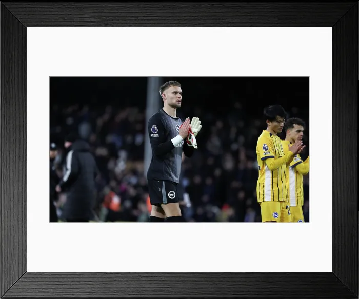 Framed Print : Fulham v Brighton and Hove Albion Premier League 24JAN26 Framed Print : Fulham v Brighton and Hove Albion Premier League 24JAN26