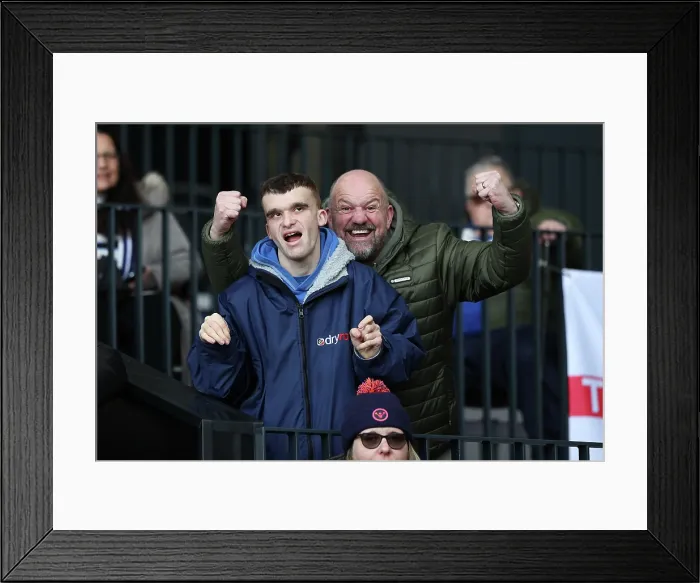 Framed Print : Fulham v Brighton and Hove Albion Premier League 24JAN26 Framed Print : Fulham v Brighton and Hove Albion Premier League 24JAN26