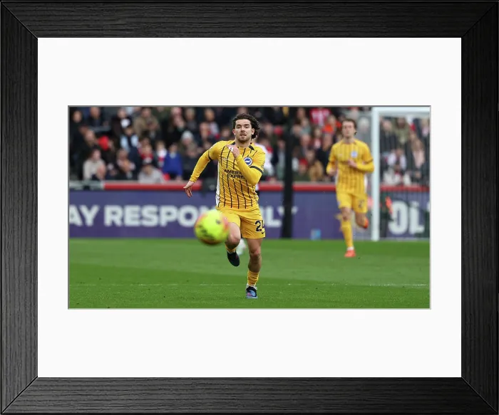 Framed Print : Brentford v Brighton and Hove Albion Premier League 21FEB26 Framed Print : Brentford v Brighton and Hove Albion Premier League 21FEB26