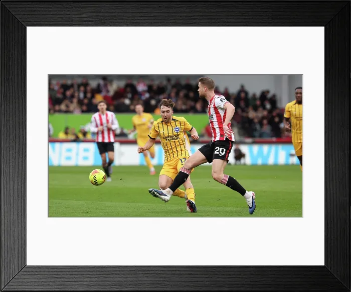 Framed Print : Brentford v Brighton and Hove Albion Premier League 21FEB26 Framed Print : Brentford v Brighton and Hove Albion Premier League 21FEB26