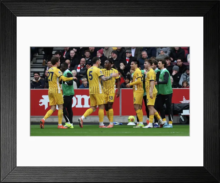 Framed Print : Brentford v Brighton and Hove Albion Premier League 21FEB26 Framed Print : Brentford v Brighton and Hove Albion Premier League 21FEB26