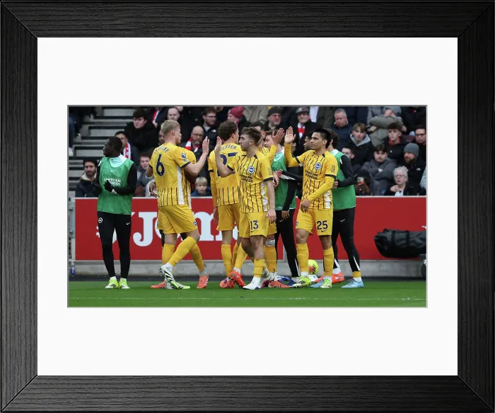 Framed Print : Brentford v Brighton and Hove Albion Premier League 21FEB26 Framed Print : Brentford v Brighton and Hove Albion Premier League 21FEB26