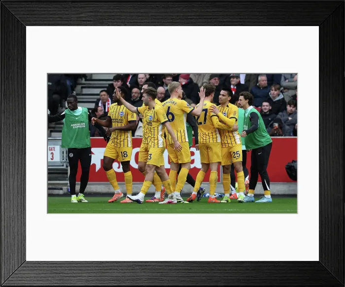 Framed Print : Brentford v Brighton and Hove Albion Premier League 21FEB26 Framed Print : Brentford v Brighton and Hove Albion Premier League 21FEB26