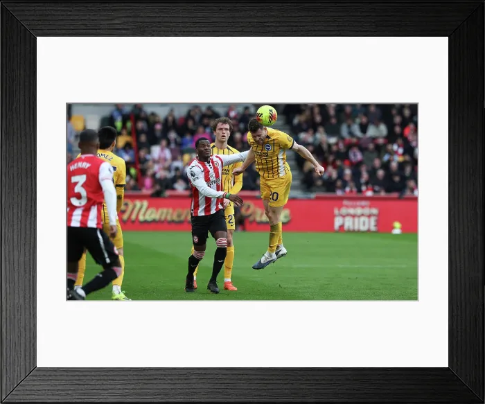 Framed Print : Brentford v Brighton and Hove Albion Premier League 21FEB26 Framed Print : Brentford v Brighton and Hove Albion Premier League 21FEB26