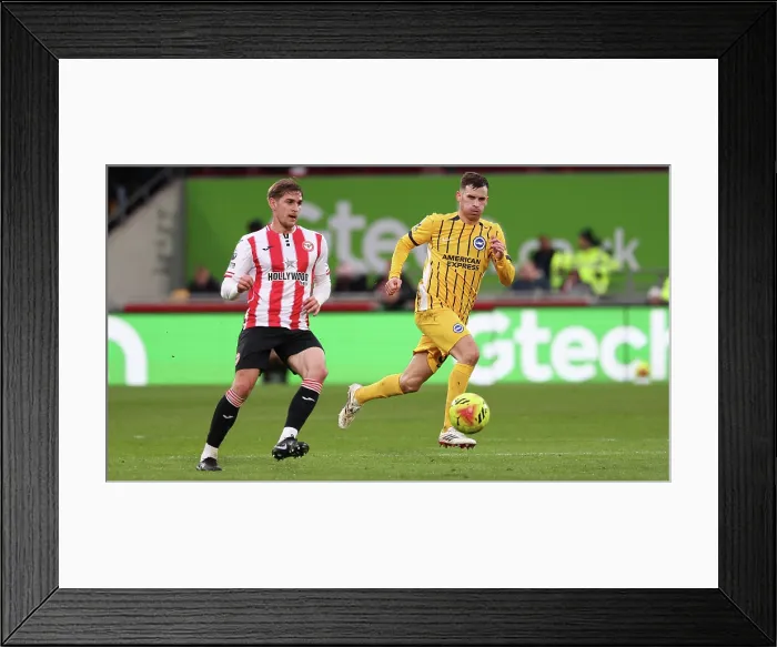 Framed Print : Brentford v Brighton and Hove Albion Premier League 21FEB26 Framed Print : Brentford v Brighton and Hove Albion Premier League 21FEB26