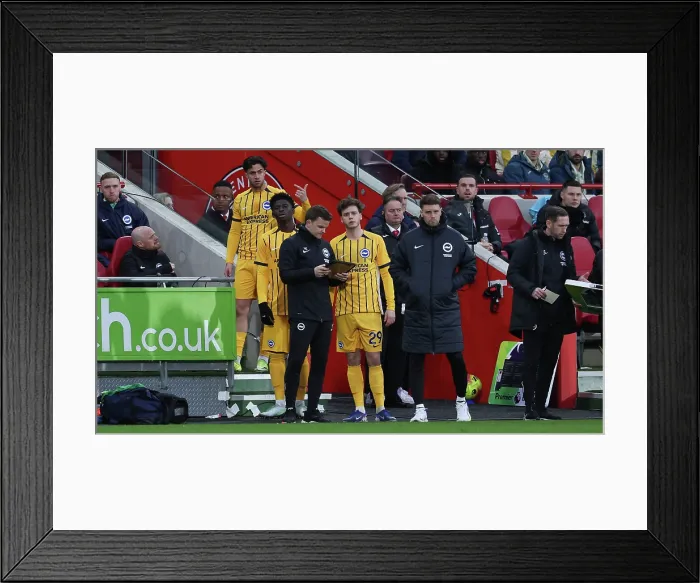 Framed Print : Brentford v Brighton and Hove Albion Premier League 21FEB26 Framed Print : Brentford v Brighton and Hove Albion Premier League 21FEB26