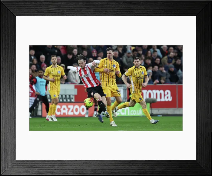 Framed Print : Brentford v Brighton and Hove Albion Premier League 21FEB26 Framed Print : Brentford v Brighton and Hove Albion Premier League 21FEB26