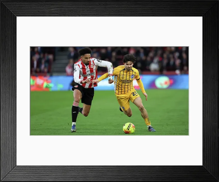 Framed Print : Brentford v Brighton and Hove Albion Premier League 21FEB26 Framed Print : Brentford v Brighton and Hove Albion Premier League 21FEB26