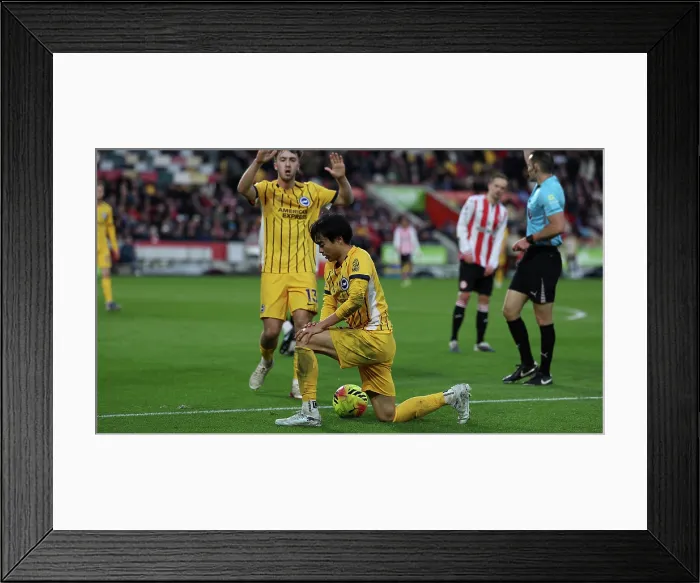 Framed Print : Brentford v Brighton and Hove Albion Premier League 21FEB26 Framed Print : Brentford v Brighton and Hove Albion Premier League 21FEB26