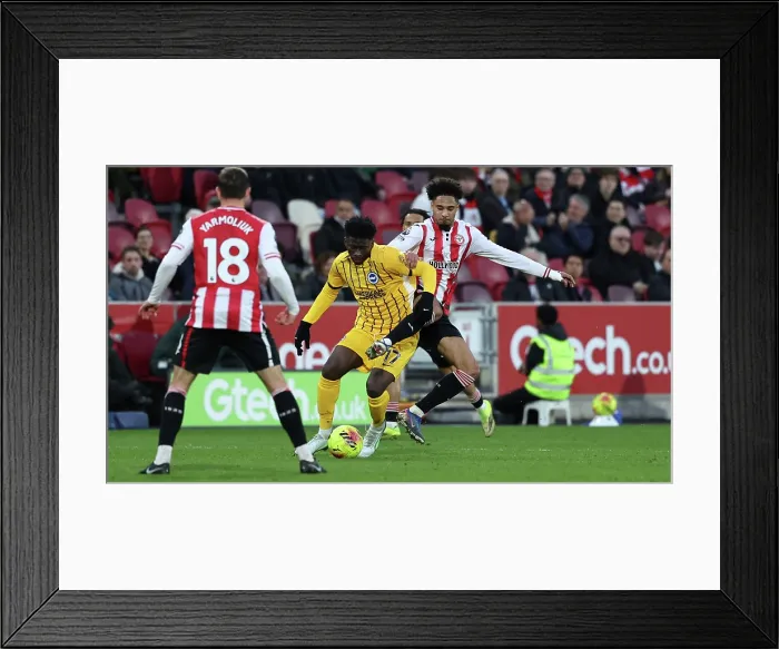 Framed Print : Brentford v Brighton and Hove Albion Premier League 21FEB26 Framed Print : Brentford v Brighton and Hove Albion Premier League 21FEB26