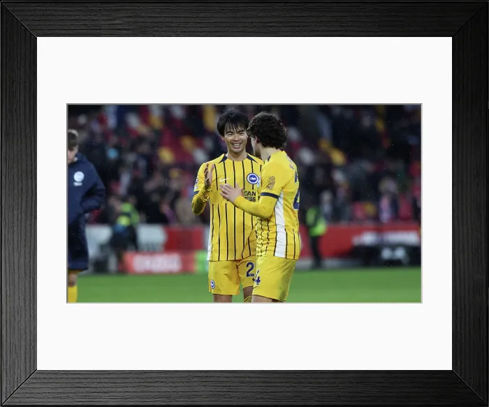 Framed Print : Brentford v Brighton and Hove Albion Premier League 21FEB26 Framed Print : Brentford v Brighton and Hove Albion Premier League 21FEB26