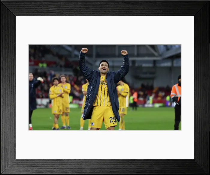 Framed Print : Brentford v Brighton and Hove Albion Premier League 21FEB26 Framed Print : Brentford v Brighton and Hove Albion Premier League 21FEB26