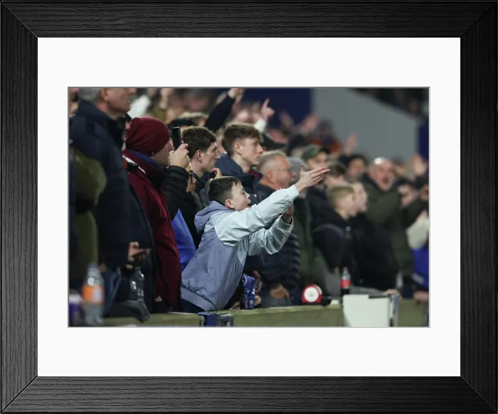 Framed Print : Brighton and Hove Albion v Arsenal Premier League 04MAR26 Framed Print : Brighton and Hove Albion v Arsenal Premier League 04MAR26
