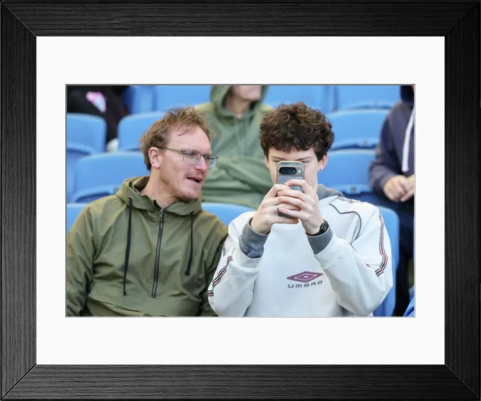 Framed Print : Brighton and Hove Albion v Liverpool Premier League 16MAR26