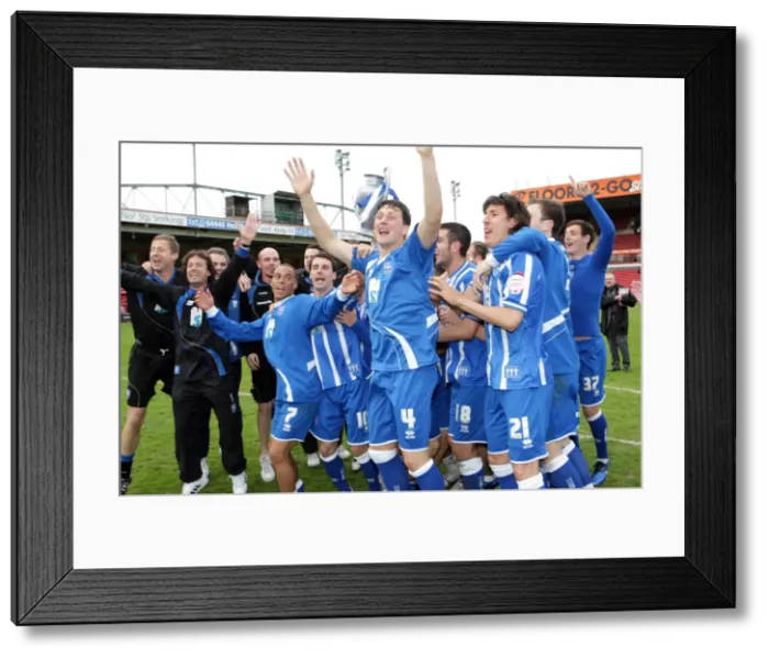 Framed Print : Brighton and Hove Albion: Euphoric Title Win Celebration at Walsall (League 1), April 2011 Framed Print : Brighton and Hove Albion: Euphoric Title Win Celebration at Walsall (League 1), April 2011