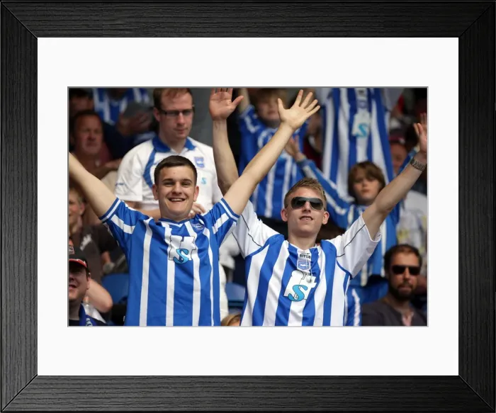 Framed Print : Brighton & Hove Albion Away at Colchester United - Season 2010-11 Framed Print : Brighton & Hove Albion Away at Colchester United - Season 2010-11