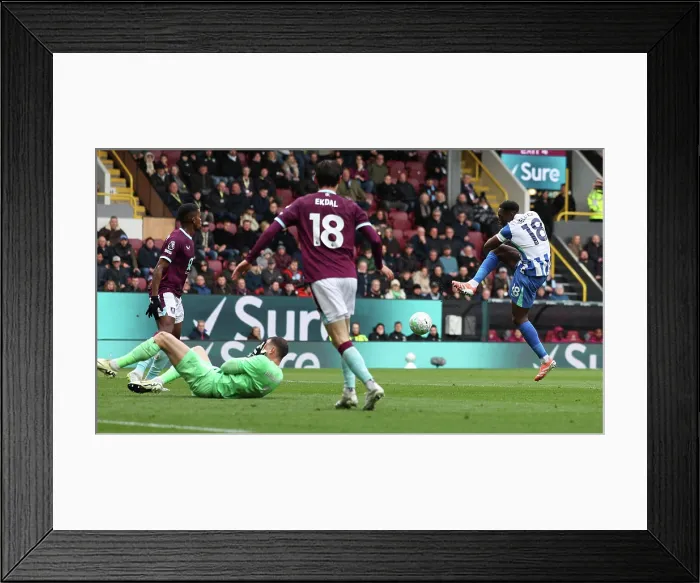 Framed Print : Burnley v Brighton and Hove Albion Premier League 11APR26 Framed Print : Burnley v Brighton and Hove Albion Premier League 11APR26