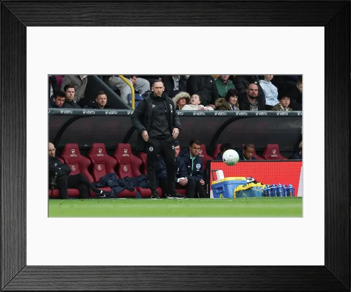 Framed Print : Burnley v Brighton and Hove Albion Premier League 11APR26 Framed Print : Burnley v Brighton and Hove Albion Premier League 11APR26