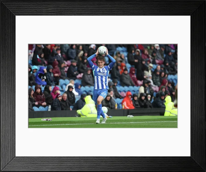 Framed Print : Burnley v Brighton and Hove Albion Premier League 11APR26 Framed Print : Burnley v Brighton and Hove Albion Premier League 11APR26