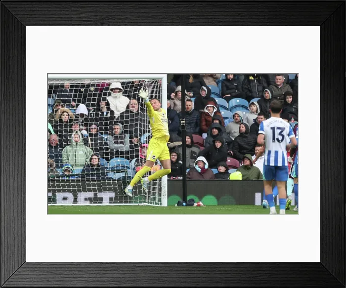 Framed Print : Burnley v Brighton and Hove Albion Premier League 11APR26 Framed Print : Burnley v Brighton and Hove Albion Premier League 11APR26