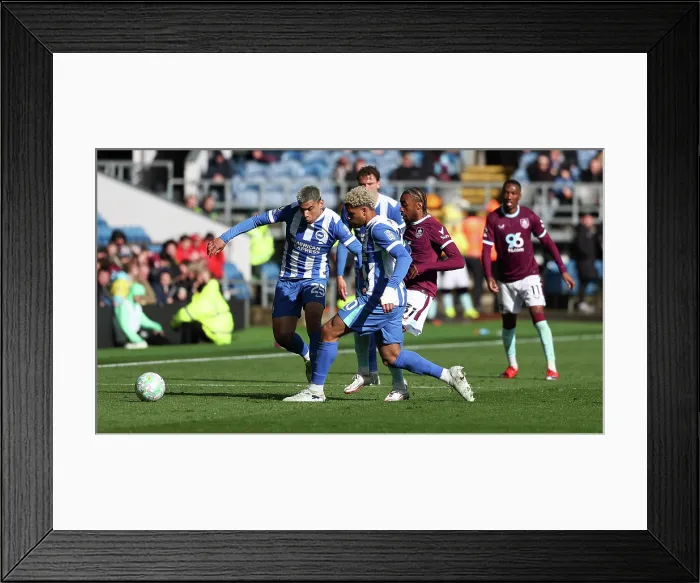 Framed Print : Burnley v Brighton and Hove Albion Premier League 11APR26 Framed Print : Burnley v Brighton and Hove Albion Premier League 11APR26
