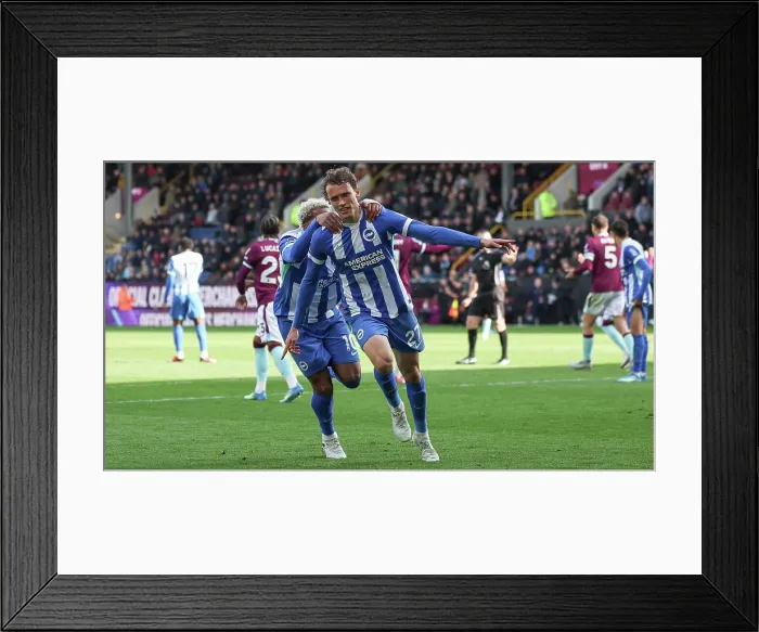 Framed Print : Burnley v Brighton and Hove Albion Premier League 11APR26 Framed Print : Burnley v Brighton and Hove Albion Premier League 11APR26