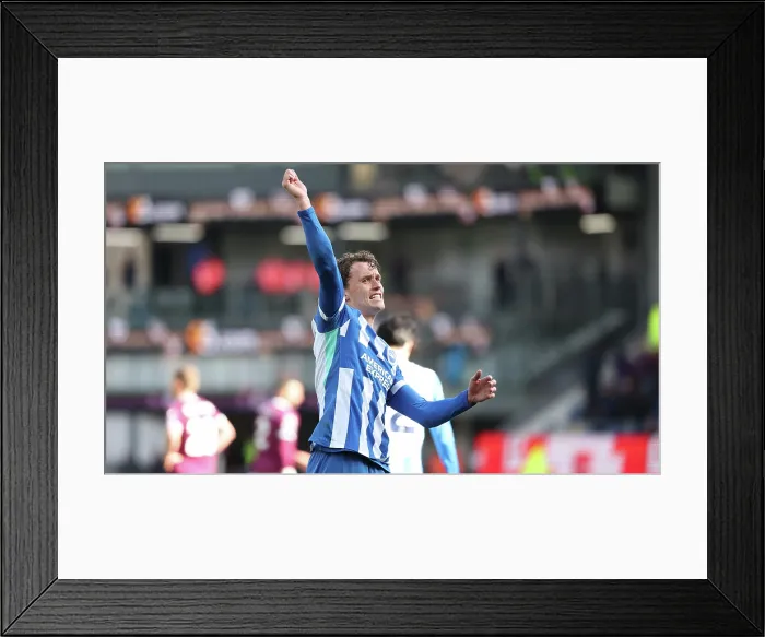 Framed Print : Burnley v Brighton and Hove Albion Premier League 11APR26 Framed Print : Burnley v Brighton and Hove Albion Premier League 11APR26