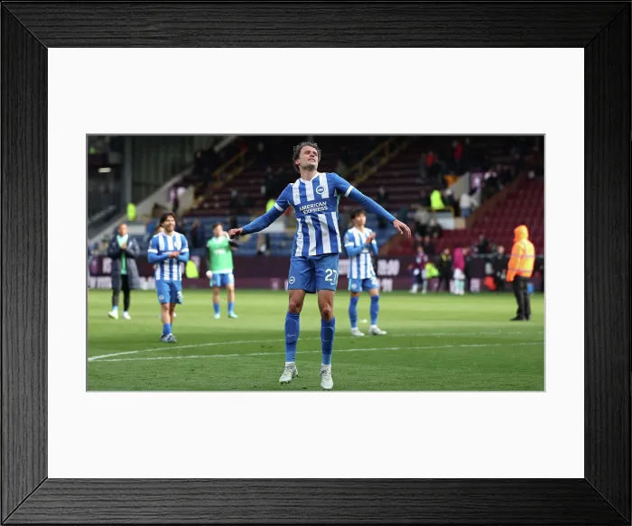 Framed Print : Burnley v Brighton and Hove Albion Premier League 11APR26 Framed Print : Burnley v Brighton and Hove Albion Premier League 11APR26