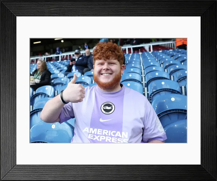 Framed Print : Burnley v Brighton and Hove Albion Premier League 11APR26 Framed Print : Burnley v Brighton and Hove Albion Premier League 11APR26