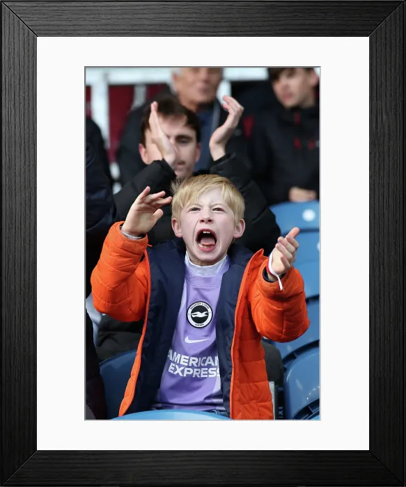 Framed Print : Burnley v Brighton and Hove Albion Premier League 11APR26 Framed Print : Burnley v Brighton and Hove Albion Premier League 11APR26