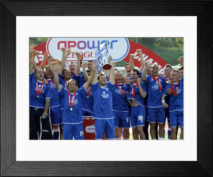 Framed Print : Brighton And Hove Albion Past Seasons: 2011 League 1 Winners Framed Print : Brighton And Hove Albion Past Seasons: 2011 League 1 Winners