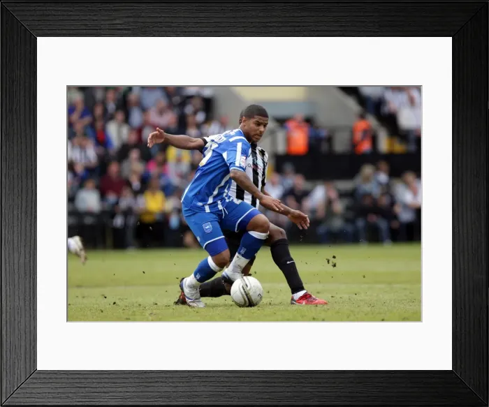 Framed Print : Brighton & Hove Albion Away at Notts County (2010-11 Season) Framed Print : Brighton & Hove Albion Away at Notts County (2010-11 Season)