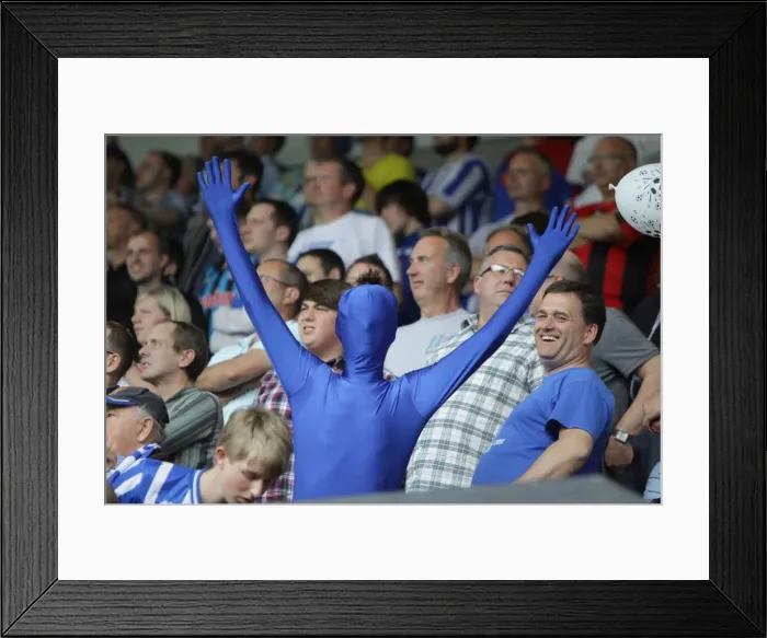 Framed Print : Brighton & Hove Albion 2010-11 Away: Notts County - A Past Season Game Framed Print : Brighton & Hove Albion 2010-11 Away: Notts County - A Past Season Game
