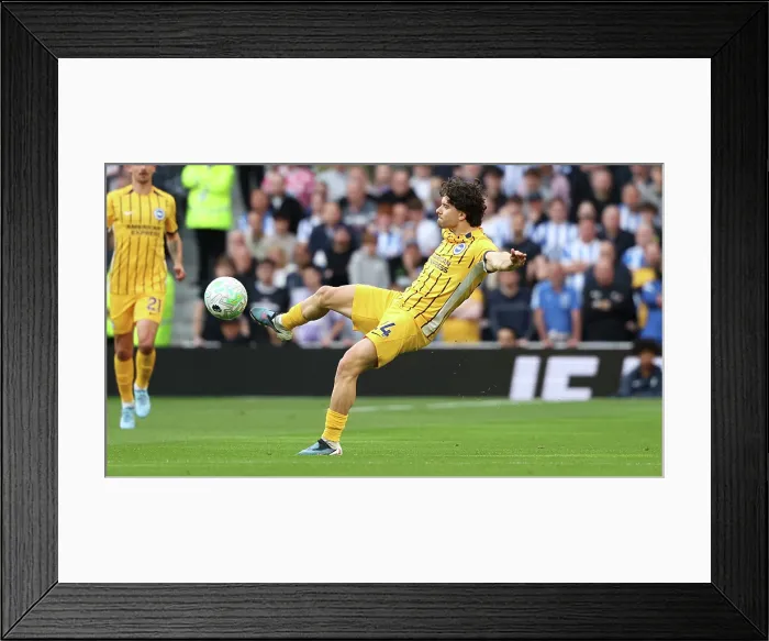 Framed Print : Tottenham Hotspur v Brighton and Hove Albion Premier League 18APR26 Framed Print : Tottenham Hotspur v Brighton and Hove Albion Premier League 18APR26