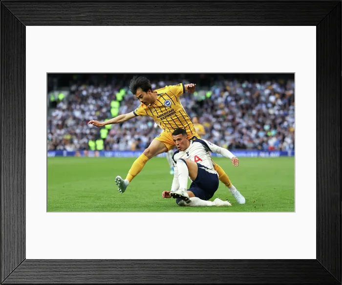 Framed Print : Tottenham Hotspur v Brighton and Hove Albion Premier League 18APR26 Framed Print : Tottenham Hotspur v Brighton and Hove Albion Premier League 18APR26