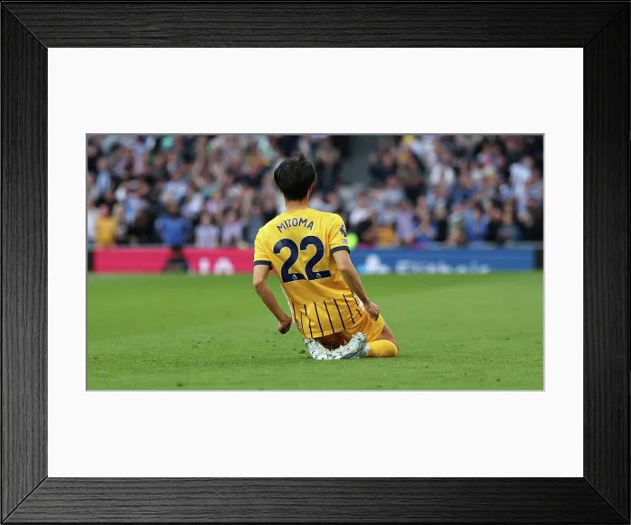 Framed Print : Tottenham Hotspur v Brighton and Hove Albion Premier League 18APR26 Framed Print : Tottenham Hotspur v Brighton and Hove Albion Premier League 18APR26