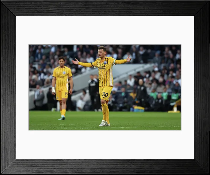 Framed Print : Tottenham Hotspur v Brighton and Hove Albion Premier League 18APR26 Framed Print : Tottenham Hotspur v Brighton and Hove Albion Premier League 18APR26