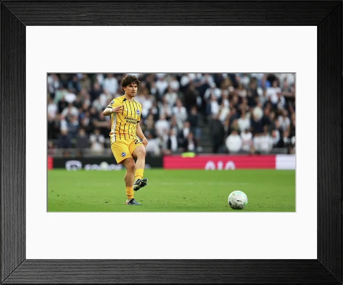 Framed Print : Tottenham Hotspur v Brighton and Hove Albion Premier League 18APR26 Framed Print : Tottenham Hotspur v Brighton and Hove Albion Premier League 18APR26