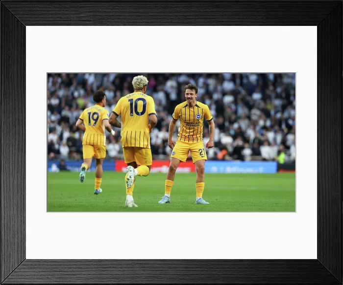 Framed Print : Tottenham Hotspur v Brighton and Hove Albion Premier League 18APR26 Framed Print : Tottenham Hotspur v Brighton and Hove Albion Premier League 18APR26